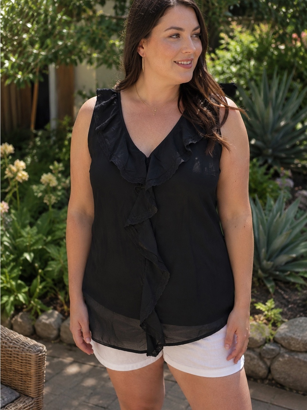 Lane Bryant Black Ruffle Front Sleeveless Blouse NWT Size 18